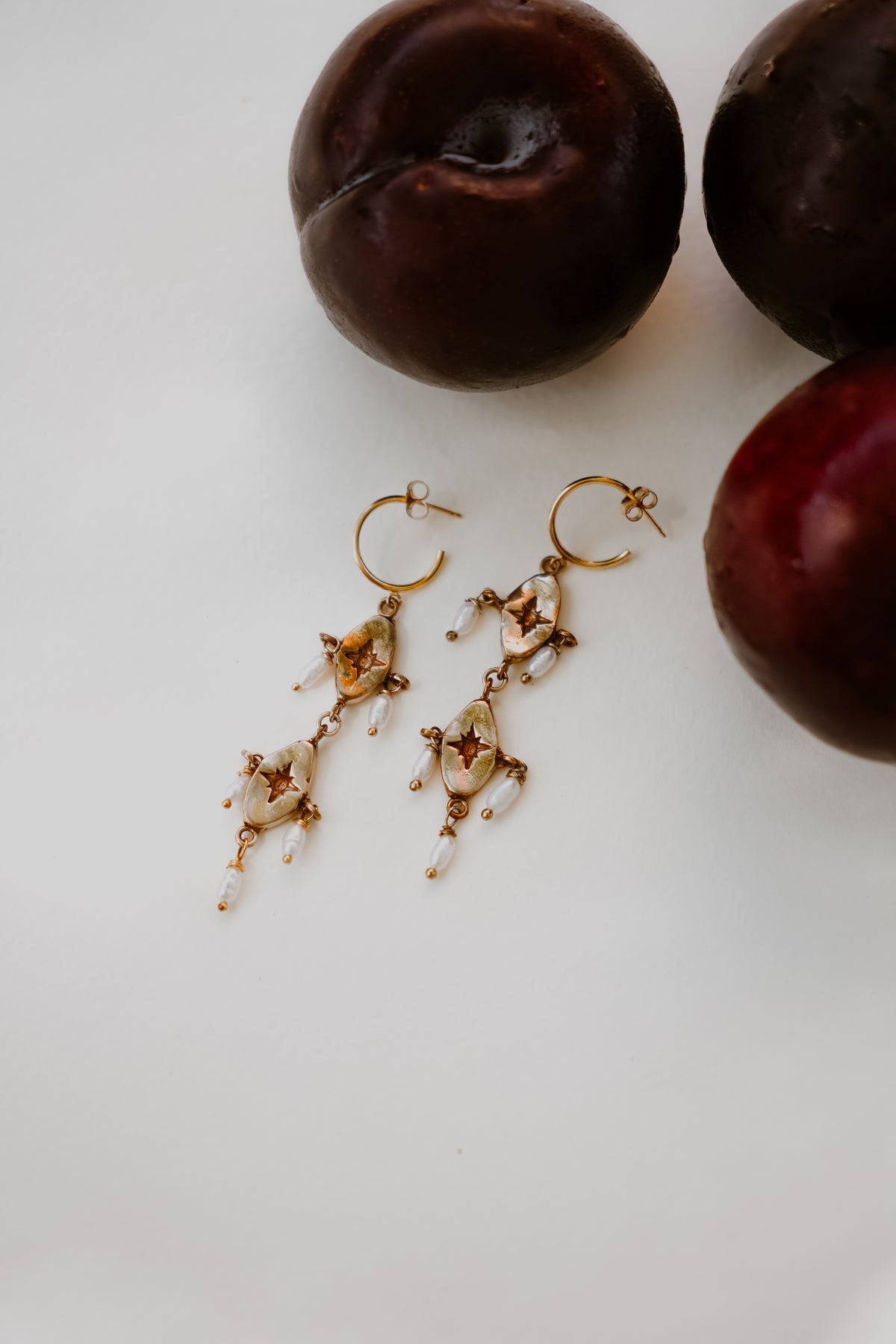 The Guide Hoop Earrings