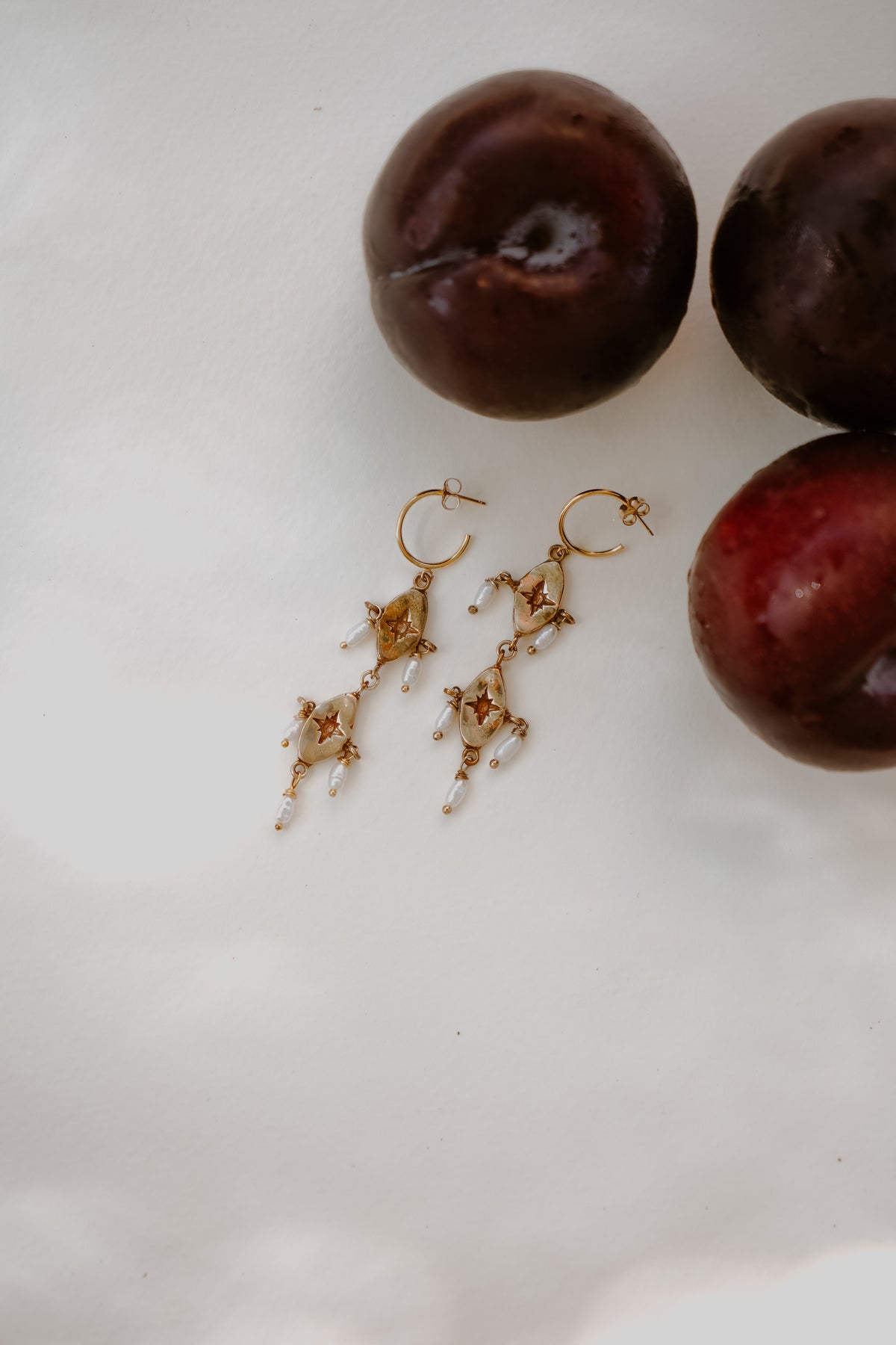The Guide Hoop Earrings